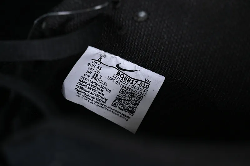All categories Nk SB Dunk Series Nk SB Dunk Low Low-top sneakers N version Nk SB Dunk Low Raw rubber black and gray SB Dunk Series low-top casual sports skateboard shoes BQ6817-010